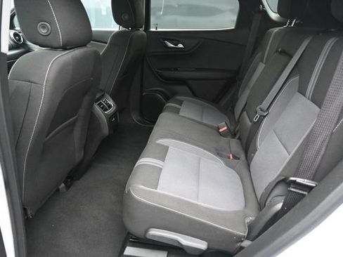 Used 2025 Chevrolet Blazer LT FWD image 14