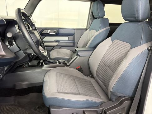 Used 2021 Ford Bronco Outer Banks w/ Sasquatch Package AWD/4WD image 11