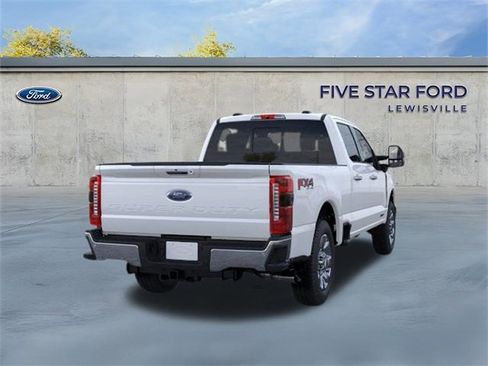 New 2026 Ford F250 Lariat w/ Lariat Premium Package image 8