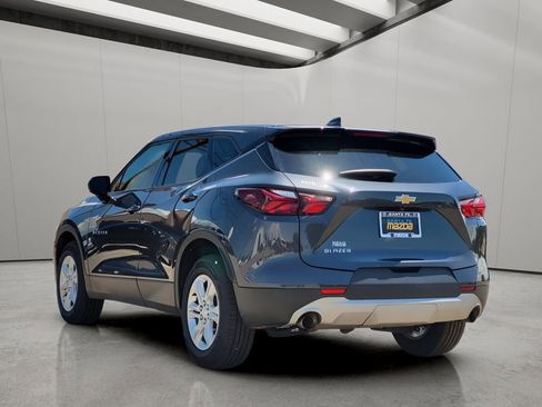 Used 2022 Chevrolet Blazer LT image 3