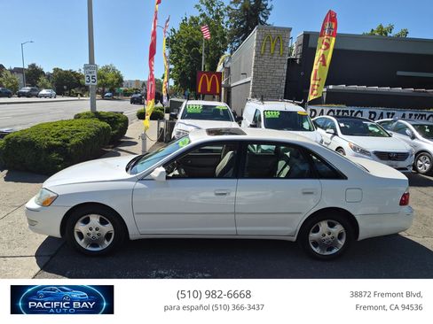 Used 2004 Toyota Avalon XLS FWD image 4