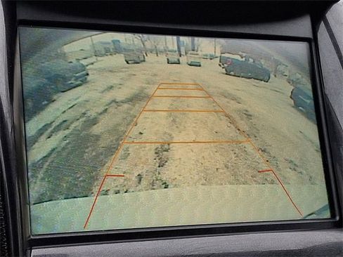 Used 2016 Chevrolet Impala LT w/ Convenience Package image 17