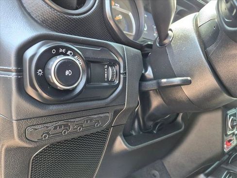 Used 2024 Jeep Wrangler Unlimited Rubicon w/ Capability Package AWD/4WD image 16