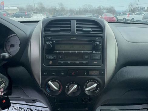 Used 2004 Toyota RAV4 2WD image 14