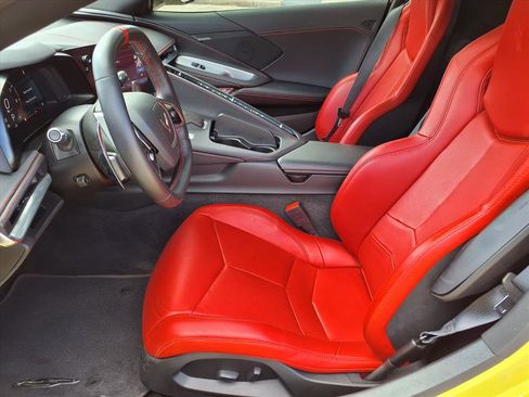 Used 2024 Chevrolet Corvette Stingray Convertible w/ 1LT image 13