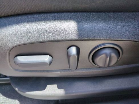 Used 2024 Chevrolet Equinox LT w/ LPO, Floor Liner Package FWD image 22