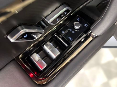 Used 2024 Land Rover Range Rover Sport SV Edition One Obsidian Black image 22