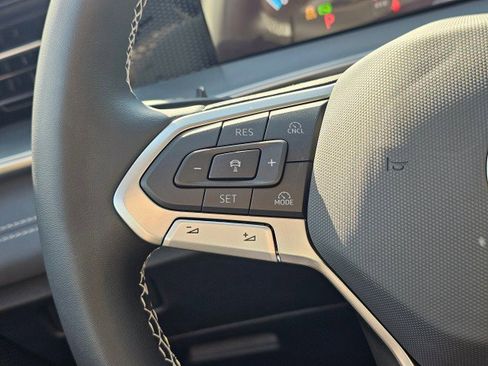 New 2026 Volkswagen Tiguan SE AWD/4WD image 31