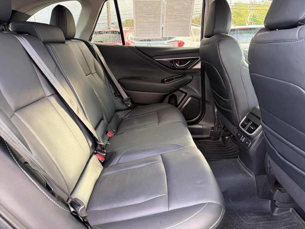 Certified 2024 Subaru Outback Limited AWD/4WD image 37