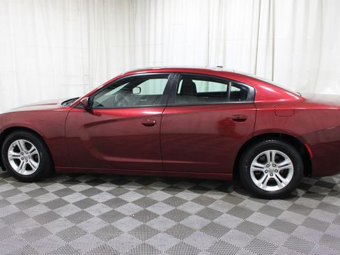 Used 2019 Dodge Charger SXT image 29