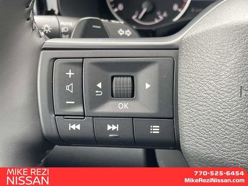 New 2026 Nissan Pathfinder SV w/ SV Premium Package FWD image 16