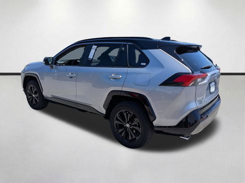 Used 2023 Toyota RAV4 XSE AWD/4WD image 6