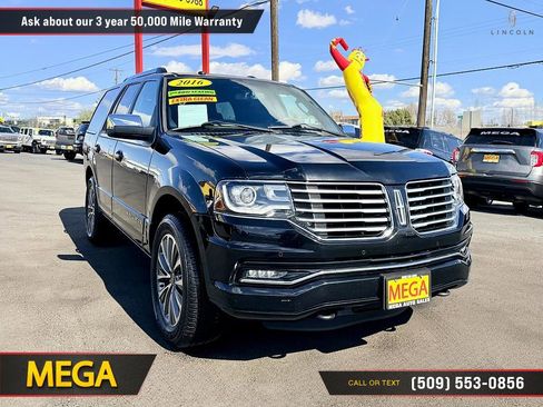 Used 2016 Lincoln Navigator Select image 5