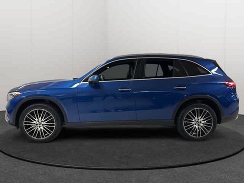 Used 2026 Mercedes-Benz GLC 300 4MATIC image 3
