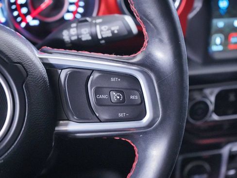 Used 2021 Jeep Wrangler Unlimited Rubicon AWD/4WD image 16