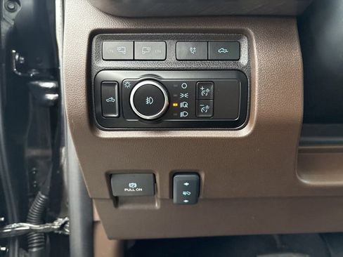 Used 2024 Ford F250 King Ranch image 16