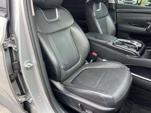 Used 2022 Hyundai Tucson Limited image 25