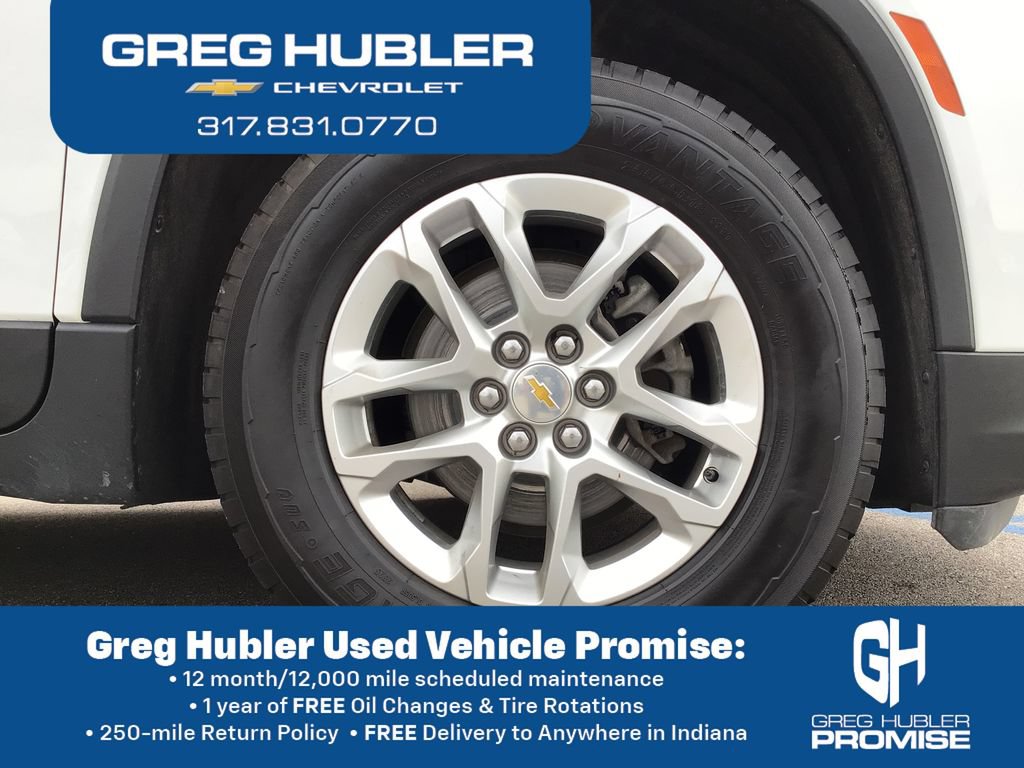 Used 2023 Chevrolet Traverse LS w/ Safety Package FWD image 16