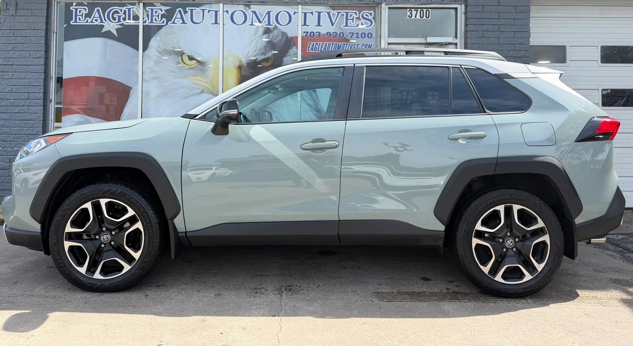 Used 2019 Toyota RAV4 Adventure w/ All Weather Liner Package AWD/4WD image 6
