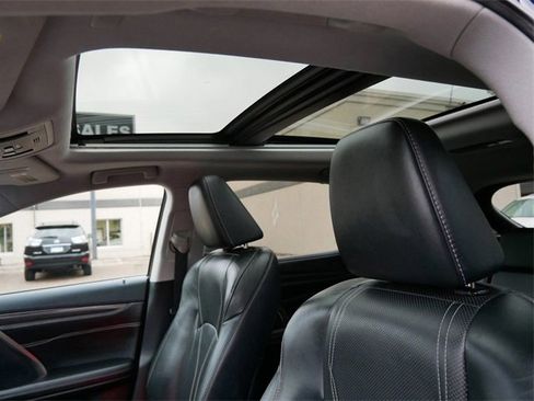 Used 2018 Lexus RX 450h AWD image 15