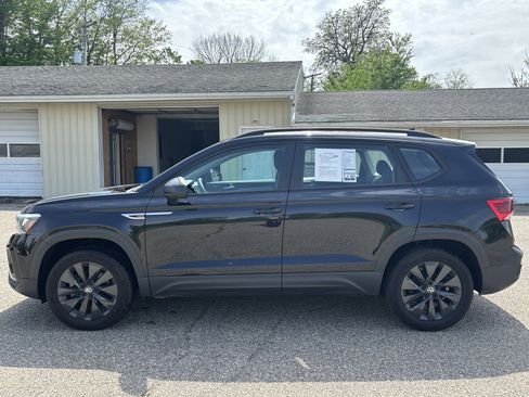 Used 2022 Volkswagen Taos S AWD/4WD image 8
