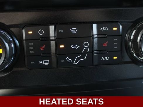 Used 2017 Ford F250 XLT w/ XLT Premium Package AWD/4WD image 5