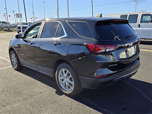 Used 2022 Chevrolet Equinox LT image 5