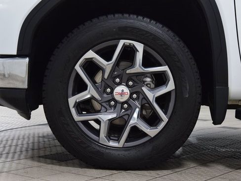 Used 2023 GMC Sierra 1500 SLT w/ SLT Premium Package image 29