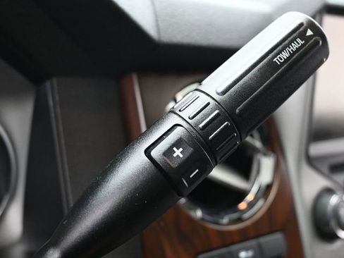 Used 2016 Ford F250 Lariat w/ Lariat Ultimate Package image 21