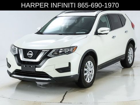 Used 2017 Nissan Rogue SV AWD/4WD image 40