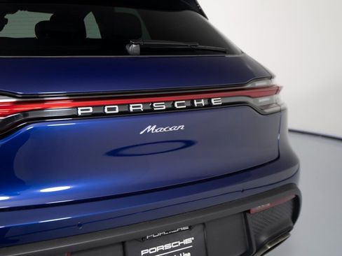 New 2026 Porsche Macan image 38