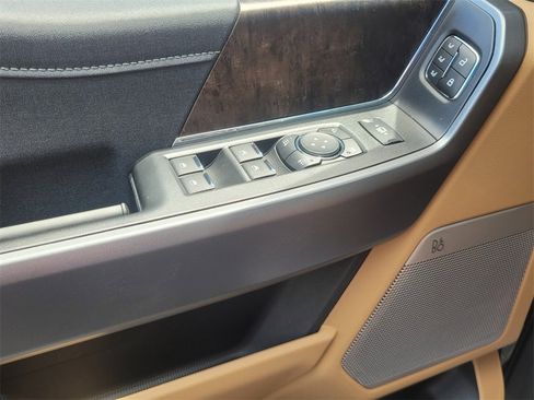 New 2025 Ford F250 Lariat w/ Chrome Package image 29