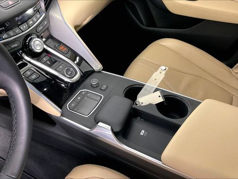 Used 2025 Acura TLX w/ Technology Package FWD image 16