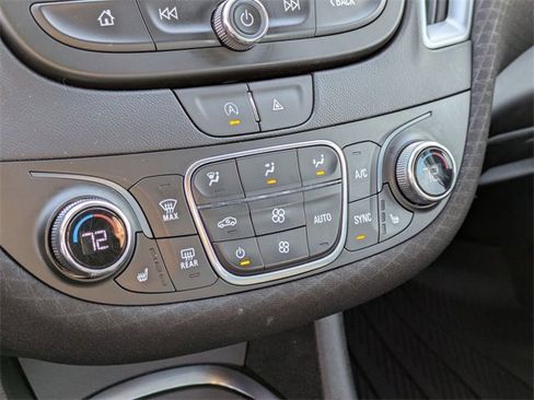 Used 2023 Chevrolet Malibu LT image 25