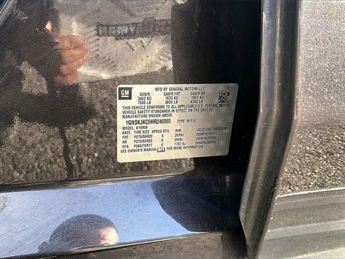 Certified 2017 Chevrolet Suburban Premier image 16