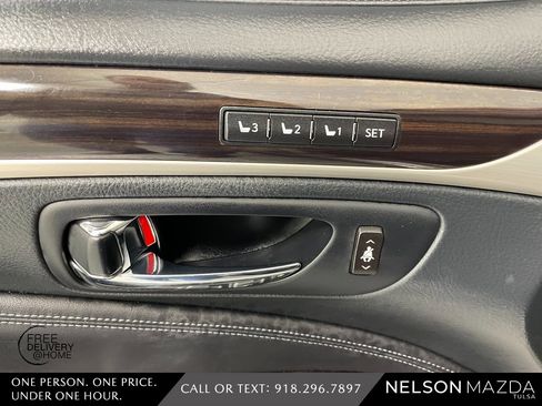 Used 2014 Lexus LS 460 AWD image 21