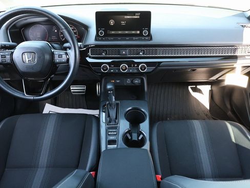 Used 2023 Honda Civic Sport image 2