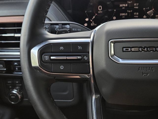 Used 2025 GMC Yukon Denali AWD/4WD image 24