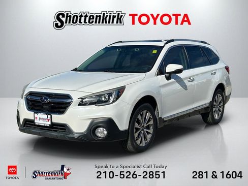 Used 2018 Subaru Outback 3.6R Touring AWD/4WD image 1