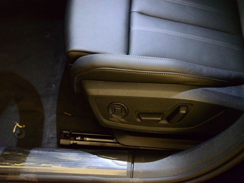 New 2026 Audi A6 Premium Plus image 23