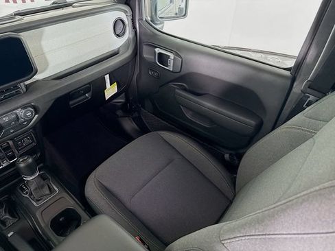 Used 2026 Jeep Wrangler Unlimited Sport AWD/4WD image 20