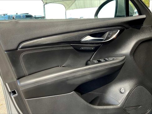Used 2023 Buick Envision Essence image 20