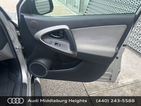 Used 2012 Toyota RAV4 4WD w/ Upgrade Value Pkg image 26