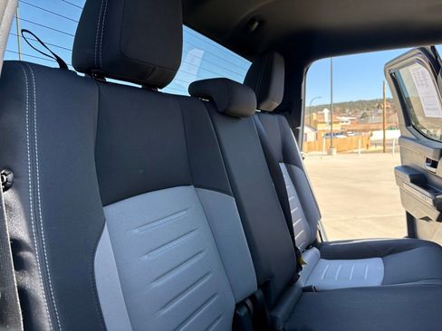 Used 2025 Toyota Tacoma TRD Sport image 13