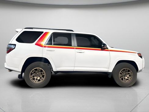 Used 2023 Toyota 4Runner 40th Anniversary SE AWD/4WD image 3