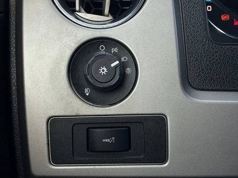 Used 2012 Ford F150 Lariat w/ Lariat Chrome Pkg RWD image 26
