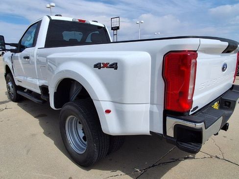 Used 2023 Ford F350 XLT image 7