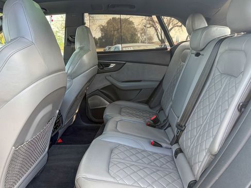 Used 2023 Audi SQ8 Prestige w/ Prestige Package image 25
