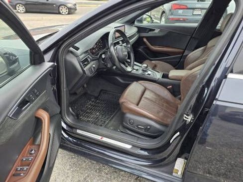 Used 2017 Audi A4 2.0T Prestige w/ Prestige Package image 9