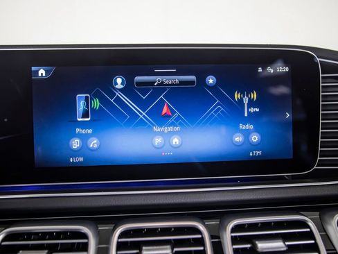 Used 2026 Mercedes-Benz GLS 580 4MATIC image 29